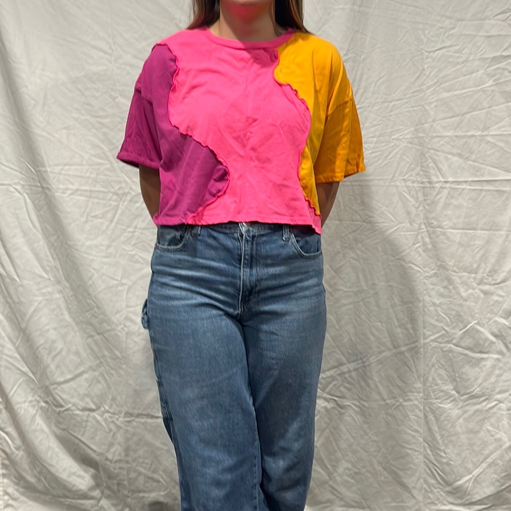 Cute bright crop top. Size M.